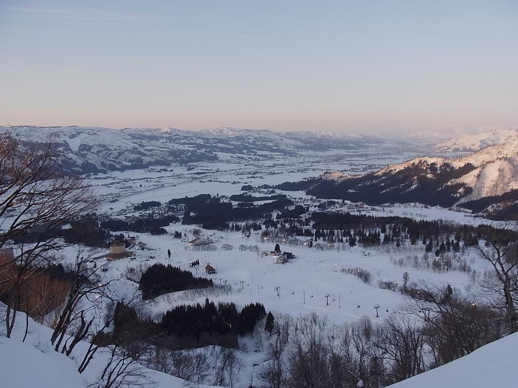 Hotel New Mondo Yuzawa  Luaran gambar